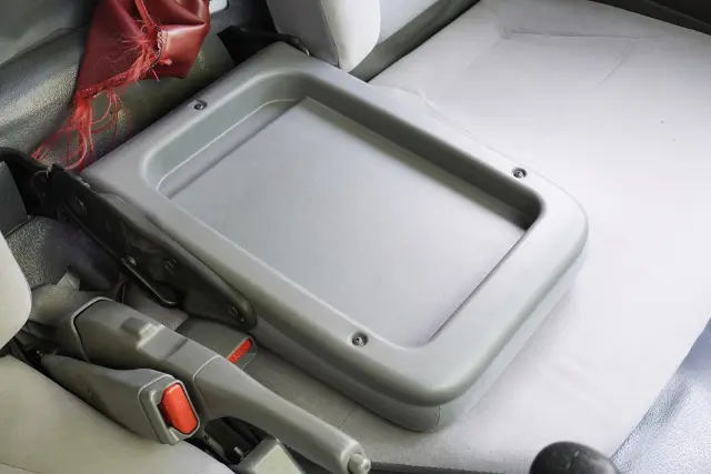 いすゞ エルフ TRG-NJR85A(2WD)の写真47