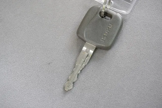 いすゞ エルフ TRG-NJR85A(2WD)の写真49