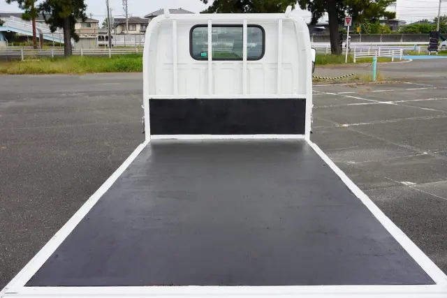 いすゞ エルフ TRG-NJR85A(2WD)の写真5