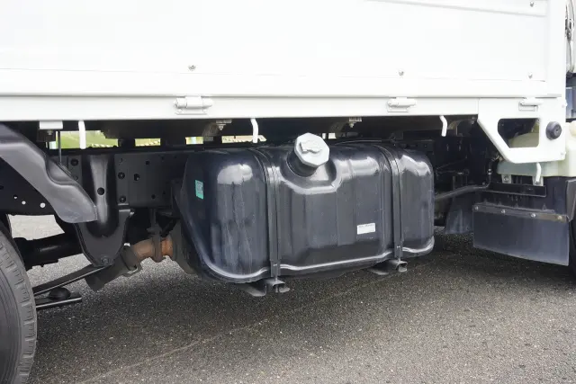 いすゞ エルフ TRG-NJR85A(2WD)の写真28