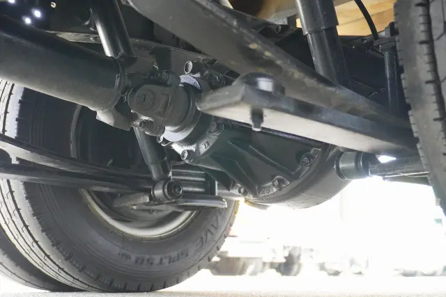 いすゞ エルフ TRG-NJR85A(2WD)の写真34