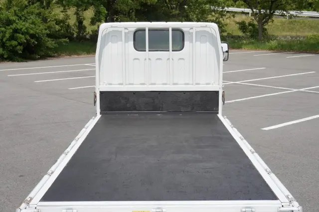 三菱 キャンター TPG-FDA00(4WD)の写真5