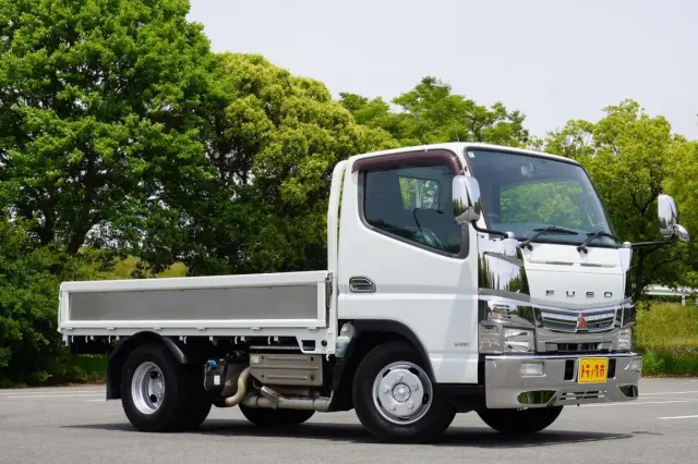 三菱 キャンター TPG-FDA00(4WD)の写真9