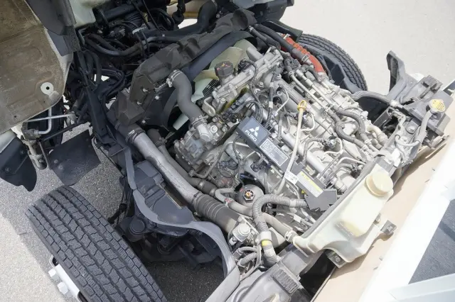三菱 キャンター TPG-FDA00(4WD)の写真22