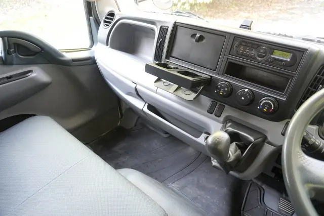 三菱 キャンター TKG-FBA30(2WD)の写真44