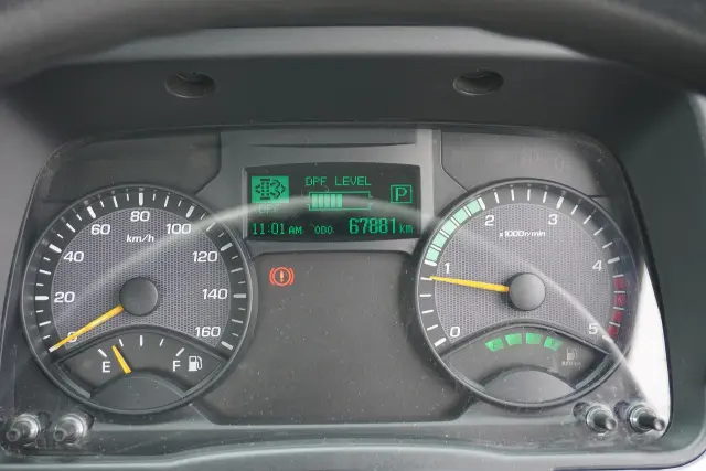 三菱 キャンター TPG-FBA00(2WD)の写真4