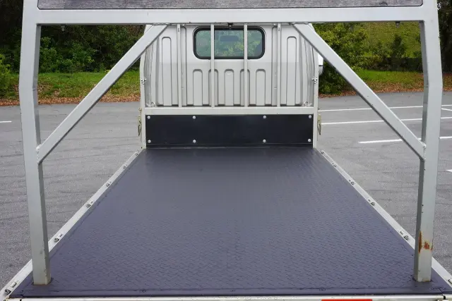 三菱 キャンター TPG-FBA00(2WD)の写真5