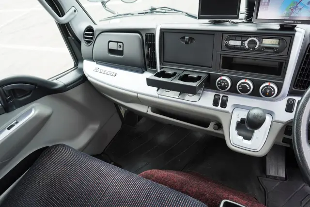 三菱 キャンター TPG-FBA00(2WD)の写真39