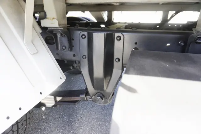 日産 アトラス TKG-SZ2F24(2WD)の写真32