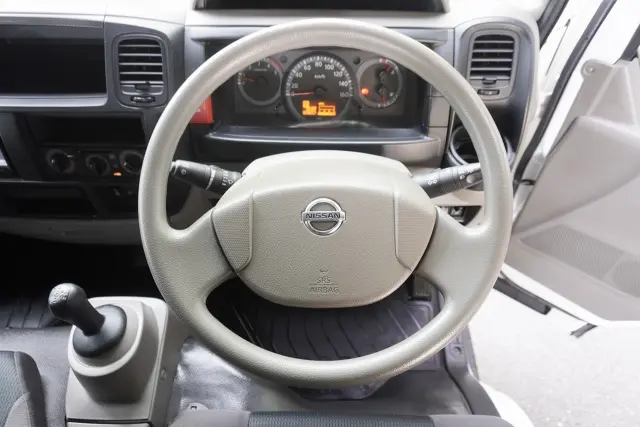 日産 アトラス TKG-SZ2F24(2WD)の写真40