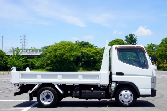 三菱 キャンター TKG-FBA30(2WD)の写真10