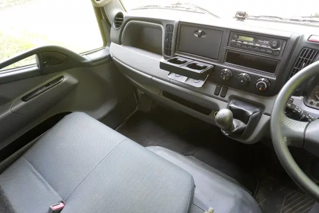 三菱 キャンター TKG-FBA30(2WD)の写真45
