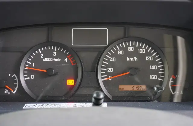 いすゞ エルフ TKG-NKS85AD(4WD)の写真4