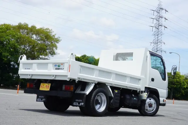 いすゞ エルフ TKG-NKS85AD(4WD)の写真11