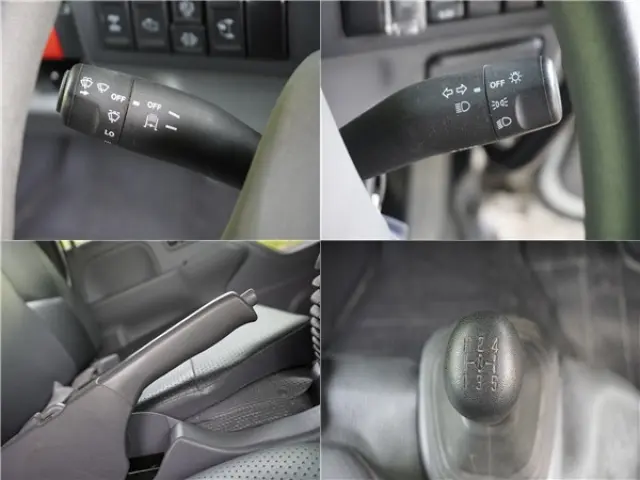 いすゞ エルフ TKG-NKS85AD(4WD)の写真40