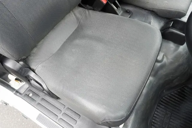 三菱 キャンター 2PG-FBA30(2WD)の写真46