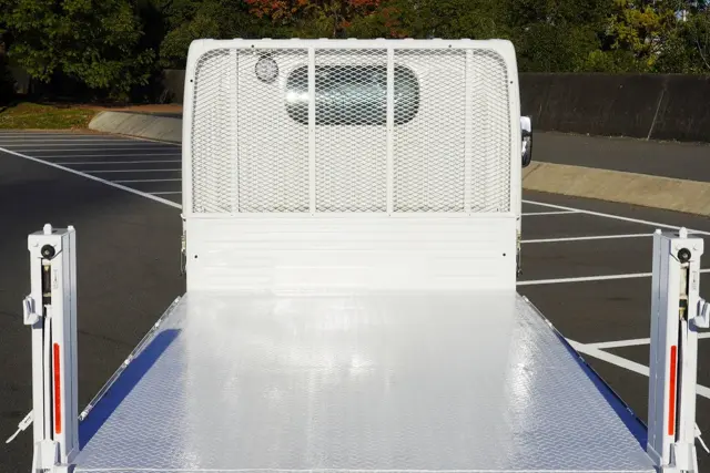 日産 アトラス TKG-SZ2F24(2WD)の写真5