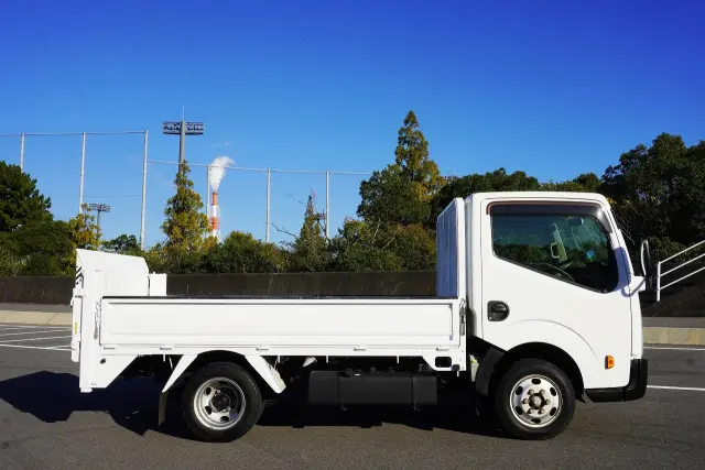 日産 アトラス TKG-SZ2F24(2WD)の写真9