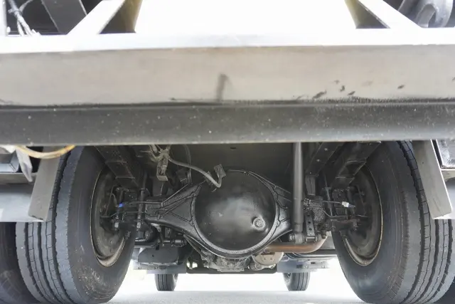 いすゞ エルフ 2RG-NKR88N(2WD)の写真6