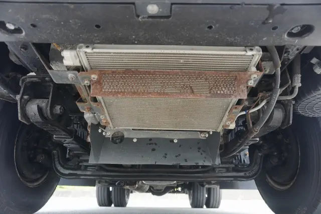 いすゞ エルフ 2RG-NKR88N(2WD)の写真25
