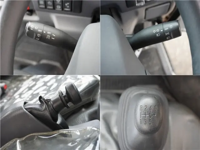 いすゞ エルフ 2RG-NKR88N(2WD)の写真37