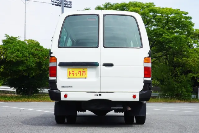 トヨタ ダイナ LDF-KDY241V(2WD)の写真9