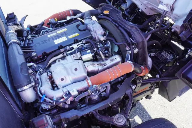 いすゞ エルフ 2RG-NHR88A(2WD)の写真23