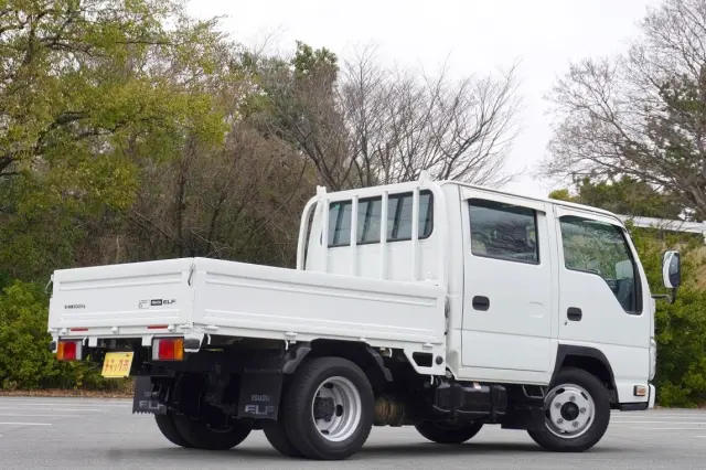 いすゞ エルフ TRG-NJR85A(2WD)の写真2