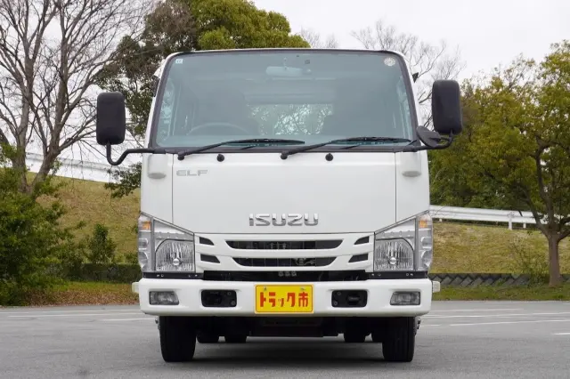 いすゞ エルフ TRG-NJR85A(2WD)の写真8