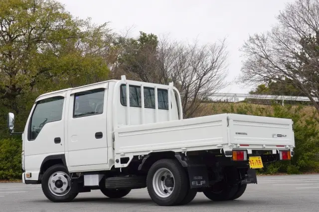 いすゞ エルフ TRG-NJR85A(2WD)の写真12