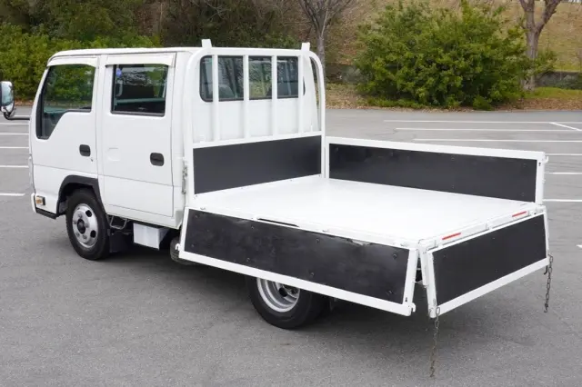 いすゞ エルフ TRG-NJR85A(2WD)の写真16