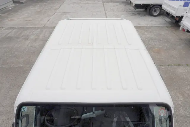 いすゞ エルフ TRG-NJR85A(2WD)の写真18