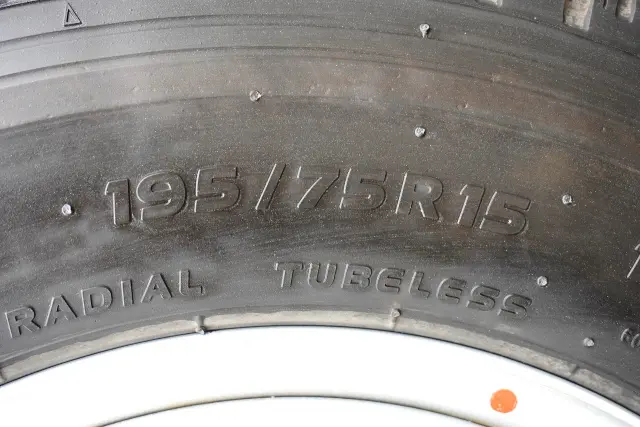 いすゞ エルフ TRG-NJR85A(2WD)の写真30