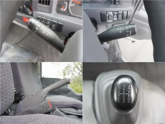 いすゞ エルフ TRG-NJR85A(2WD)の写真36
