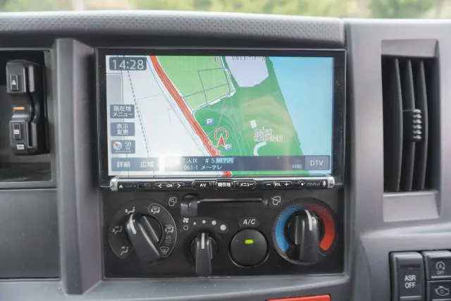 いすゞ エルフ TRG-NJR85A(2WD)の写真40