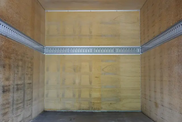 いすゞ エルフ TPG-NHR85AN(2WD)の写真20