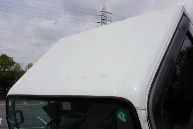 いすゞ エルフ TPG-NHR85AN(2WD)の写真21