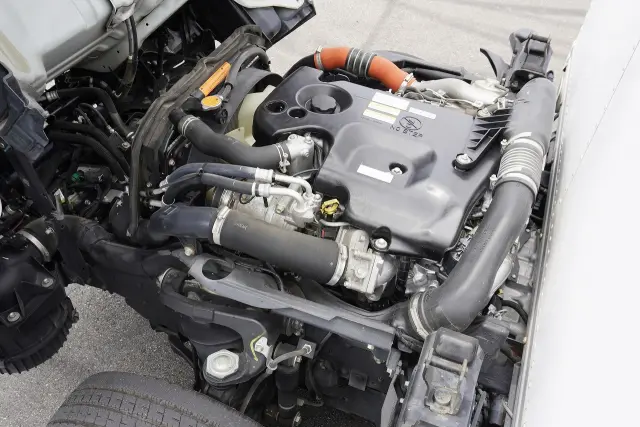 いすゞ エルフ TPG-NHR85AN(2WD)の写真22