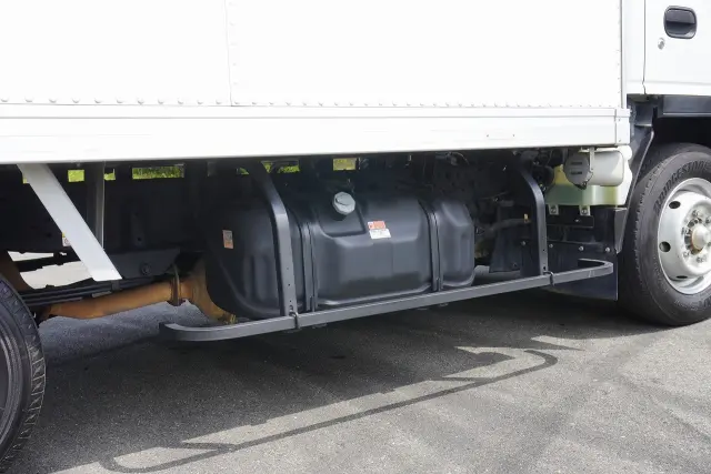 いすゞ エルフ TPG-NHR85AN(2WD)の写真28