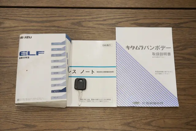 いすゞ エルフ TPG-NHR85AN(2WD)の写真50