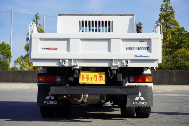 三菱 キャンター TPG-FBA30(2WD)の写真12