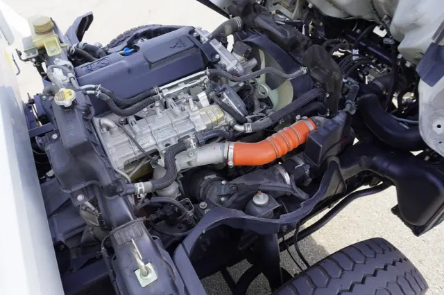 三菱 キャンター TPG-FBA30(2WD)の写真25