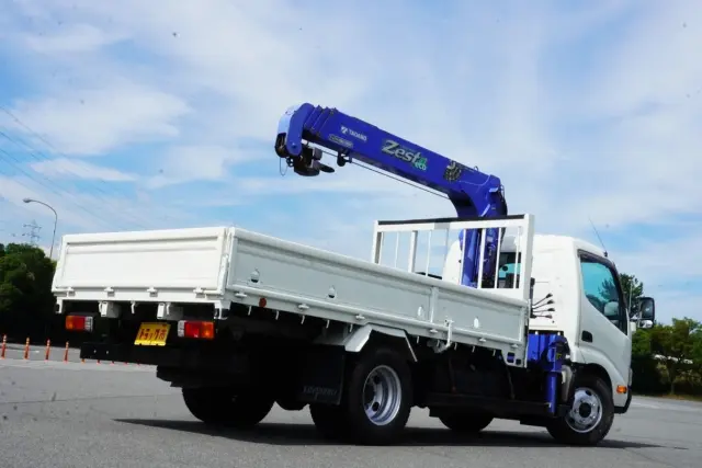 日野 デュトロ SKG-XZU650M(2WD)の写真2