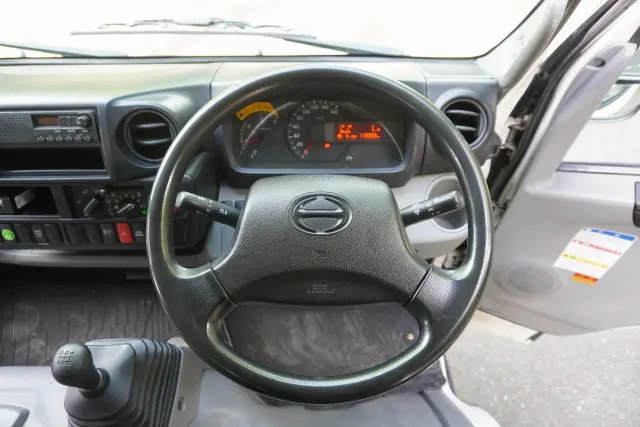 日野 デュトロ SKG-XZU650M(2WD)の写真40
