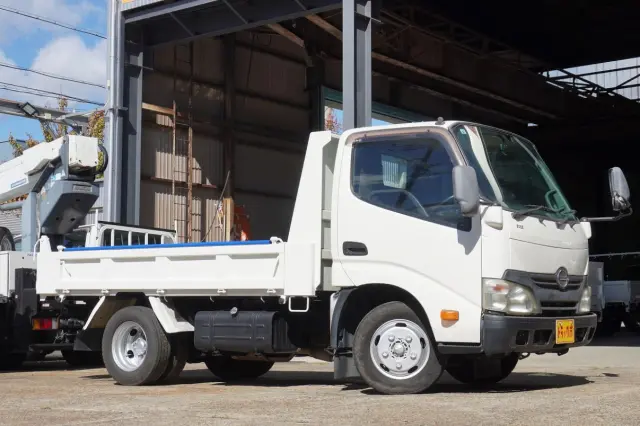 日野 デュトロ TKG-XZC610T(2WD)の写真10