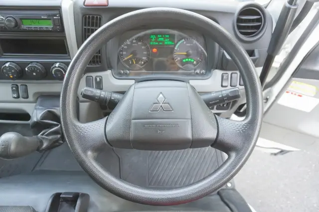 三菱 キャンター 2PG-FBA60(2WD)の写真40