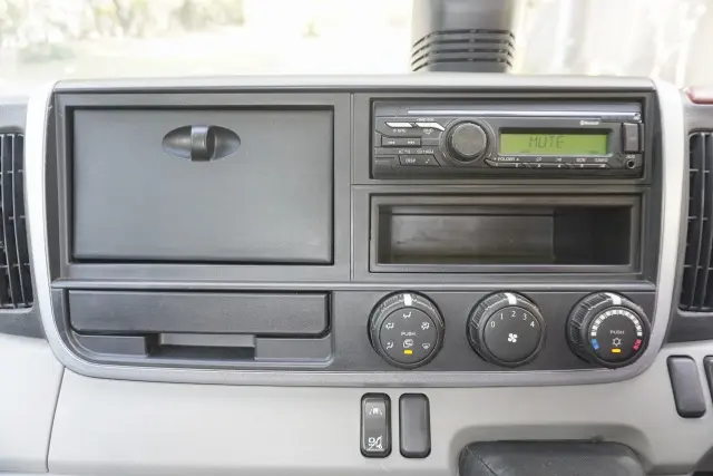 三菱 キャンター 2PG-FBA60(2WD)の写真44