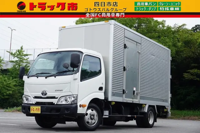 トヨタ ダイナ 2RG-XZU655(2WD)の写真1