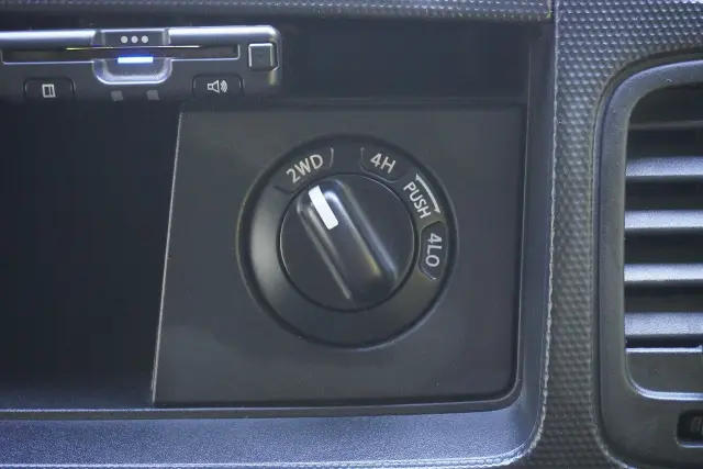 日産 アトラス TKG-SZ5F24(4WD)の写真7