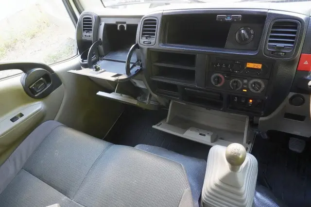 日産 アトラス TKG-SZ5F24(4WD)の写真42